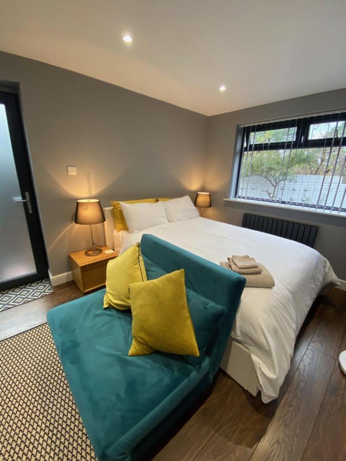 The Annexe Apartment Bracknell Bagian luar foto