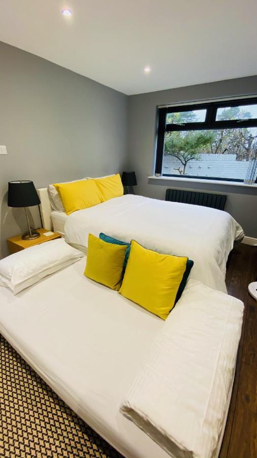 The Annexe Apartment Bracknell Bagian luar foto